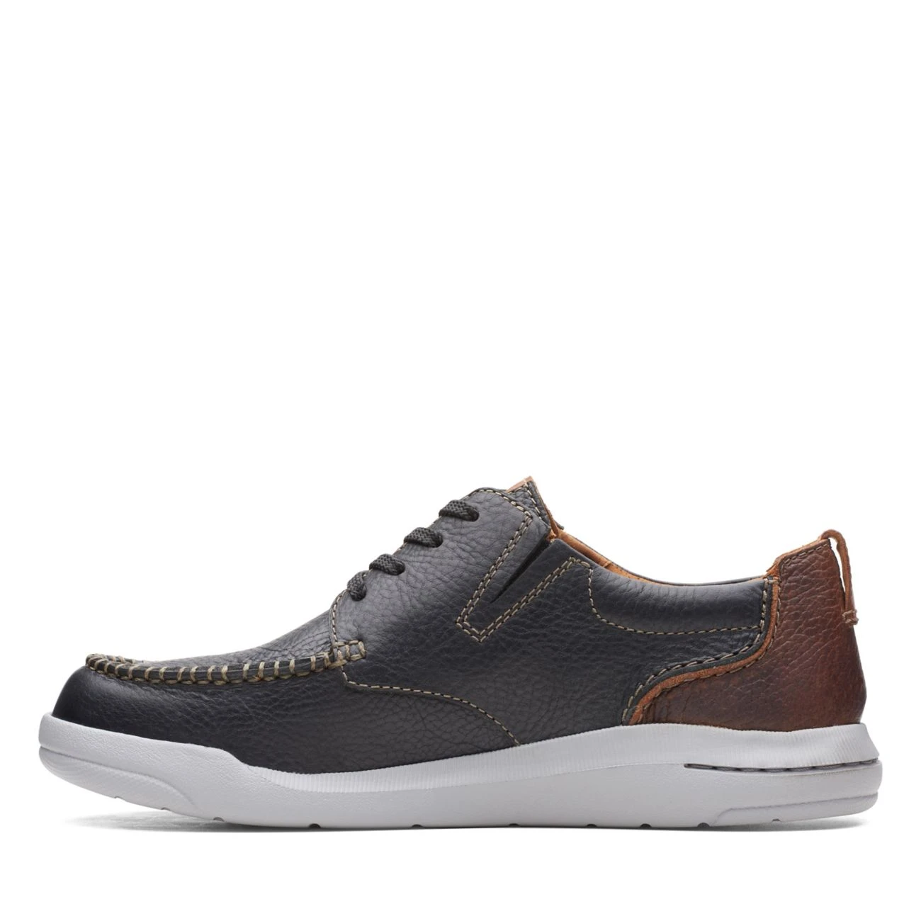 Clarks Driftway Low Black Leather 7 Clarks Driftway Low Black Leather - Image 5