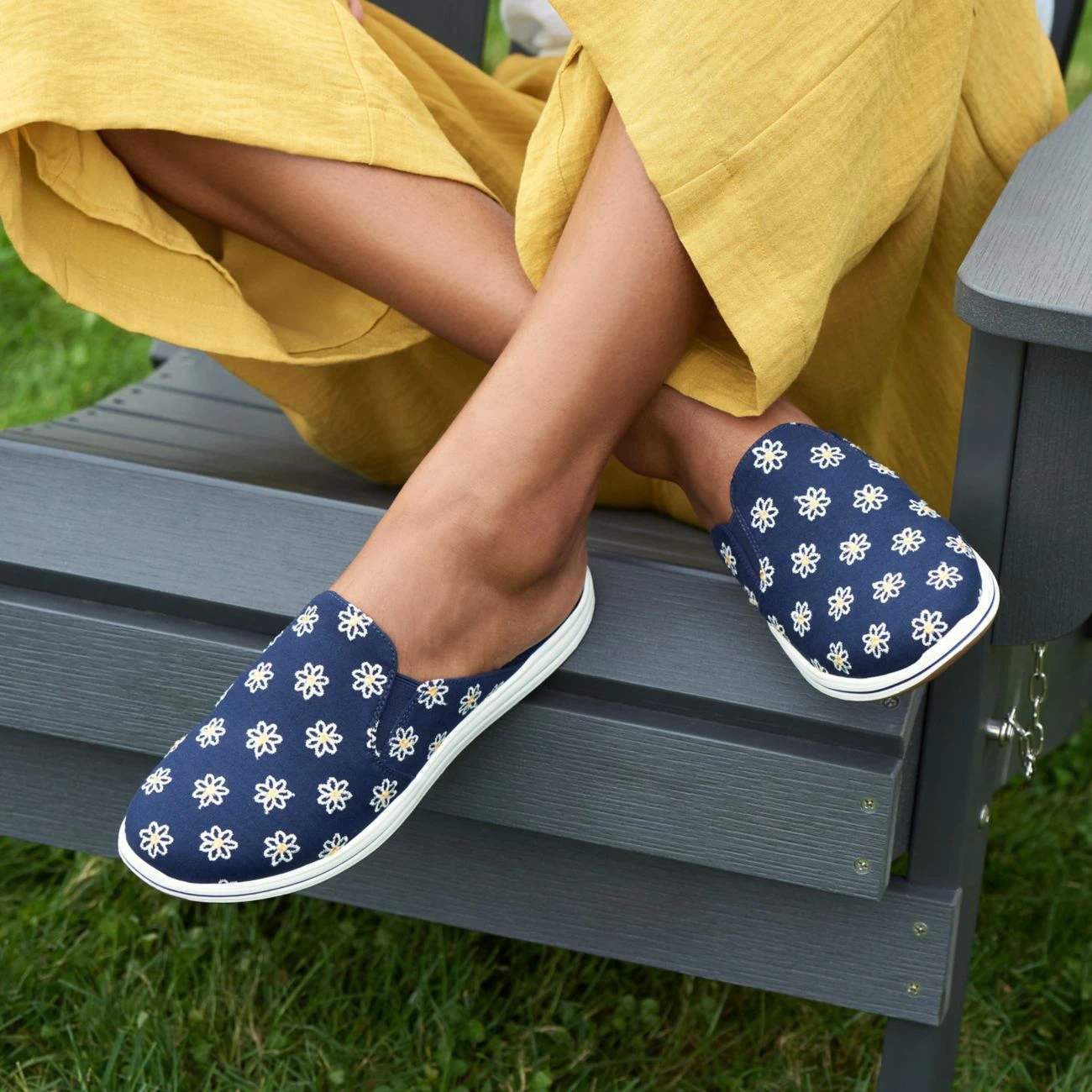 Clarks Breeze Shore Navy Floral 4 Clarks Breeze Shore Navy Floral - Image 2