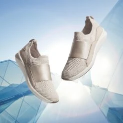 Clarks Un Rio Knit White Knit -Clarks 26165519 W 12