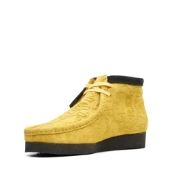 Clarks Wallabee Boot Yellow Embossed 13 Clarks Wallabee Boot Yellow Embossed -Clarks 26168638 W 4