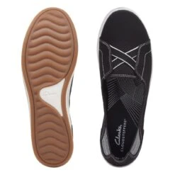 Clarks Breeze Skip Black 15 Clarks Breeze Skip Black -Clarks 26169244 W 7