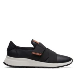 Clarks Dash Lite Strap Black Leather
