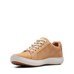 Clarks Nalle Lace Camel Nubuck -Clarks 26171018 W 4