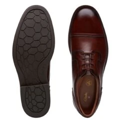 Clarks Un Hugh Cap Mahogany Leather -Clarks 26172837 W 7